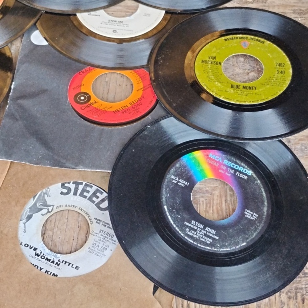 Assorted 45 RPM Vinyl Singles - Black with Multi-Color Labels - Picture 3 of 6